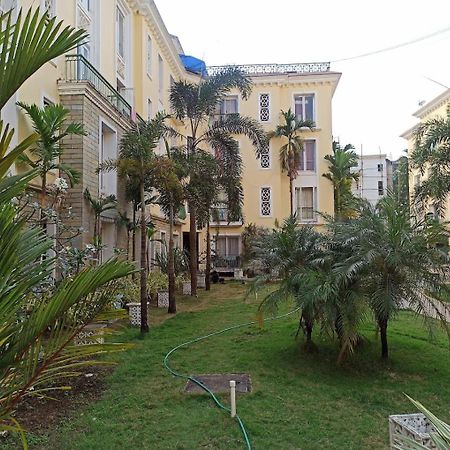 Ronnie'S Studio Apartment Арпора Екстериор снимка